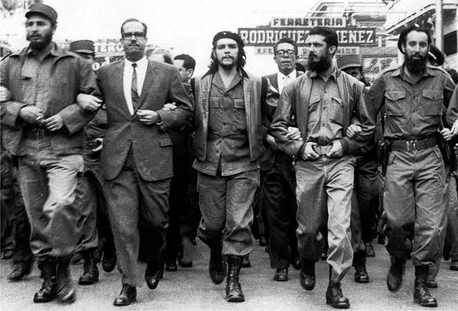 Efemérides Necesarias: La Revolución Cubana. 