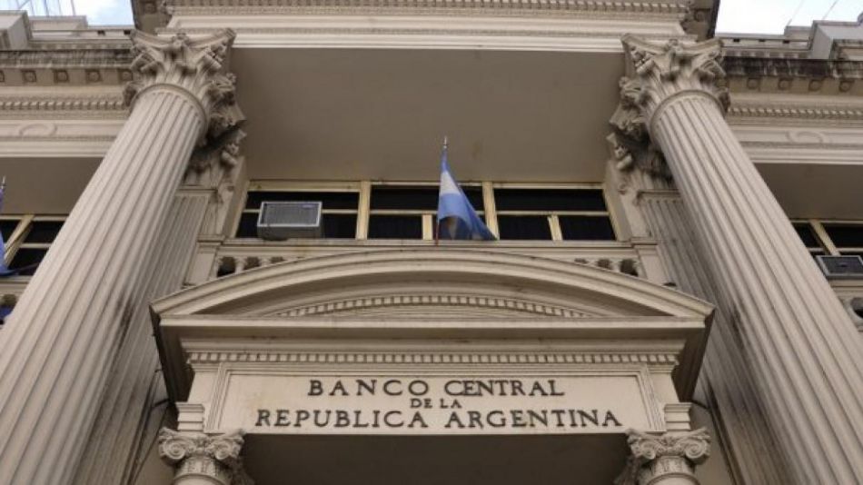 Milei y el ataque a los plazos fijos de los argentinos: El Banco Central le pidió responsabilidad